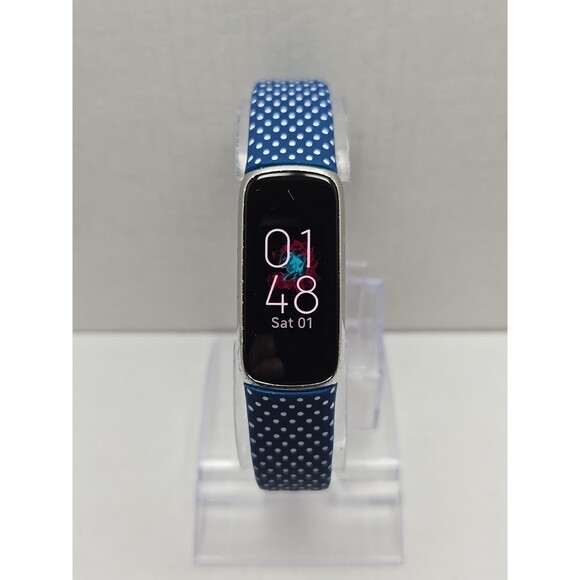 Fitbit Luxe Fitness Tracker FB422 Heart Rate Sleep SpO2 Bluetooth GPS No Charger - Picture 1 of 10
